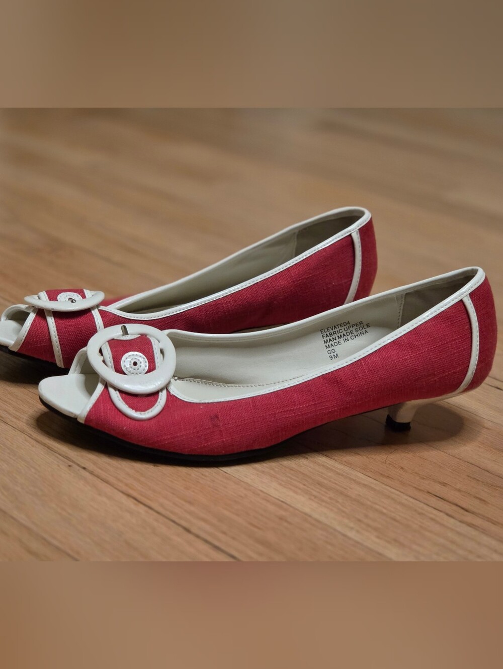 Vintage Nine West Red Peep-Toe Kitten Heels - White Trim Buckle 90s Y2K Sz 9